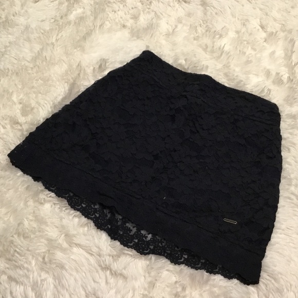 Hollister Dresses & Skirts - Lace Hollister Skirt